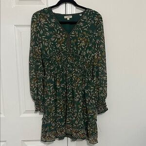 Max Studio Green Floral Long Sleeve Dress